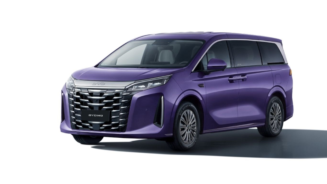 BYD M9