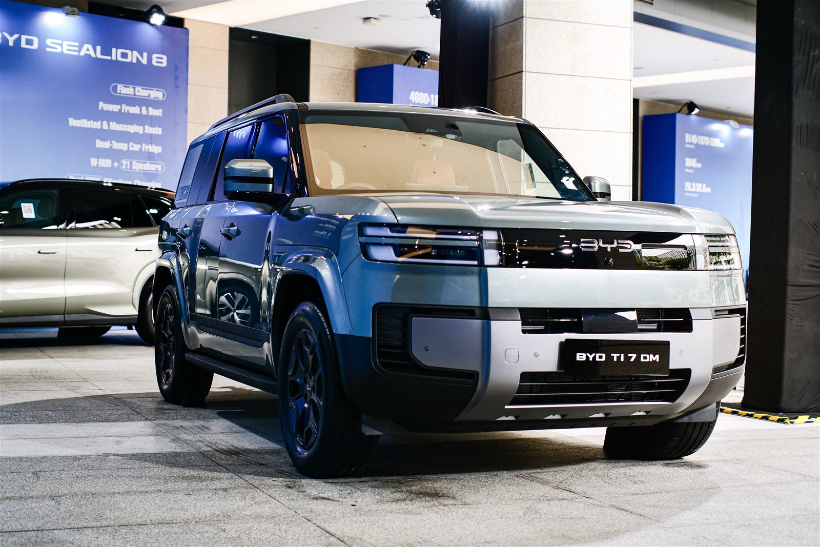 BYD Ti 7 DM sắp ra mắt tại Việt Nam - SUV 7 chỗ Plug-in Hybrid phong cách off-road